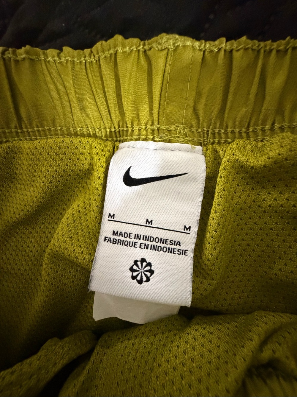 Nike Yellow-Green Cargo Swim Shorts - Picture 5 of 6